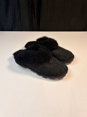 UGG Coquette Black Sheepskin Slippers Women's Size 9